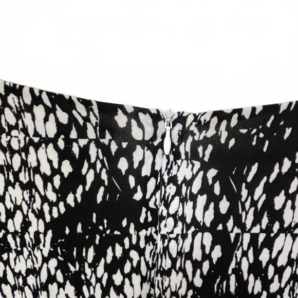 Adrianna Papell Black and White Wrap Dress 3/4 Sleeve Size 10 - Picture 5 of 6